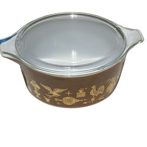 Pyrex Other - Vintage Pyrex Early American casserole dish with a lid